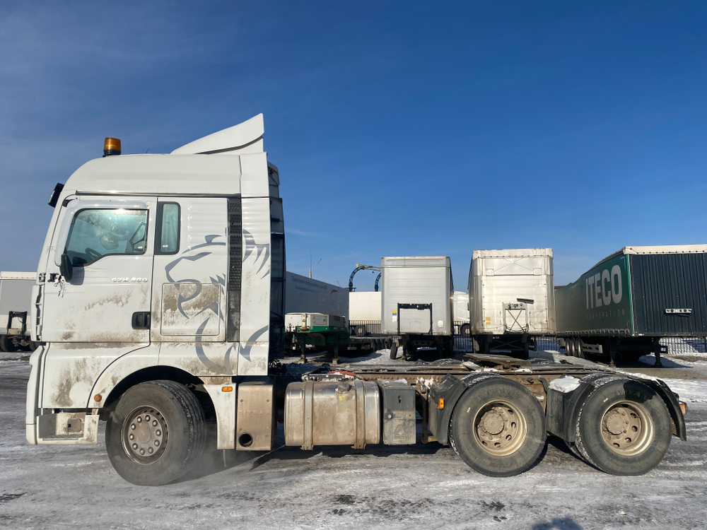 SITRAK C7H 6x4 Седельный тягач ZZ4256V364HE (Дизельный, 12,4 л, 480 л.с., АТ)