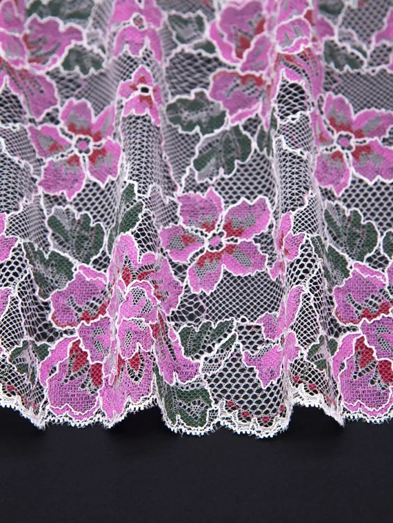 194 Кружево эластичное 19 см, Италия, весна, белый/лиловый