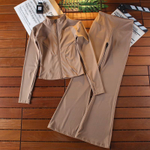 Женский спортивный костюм