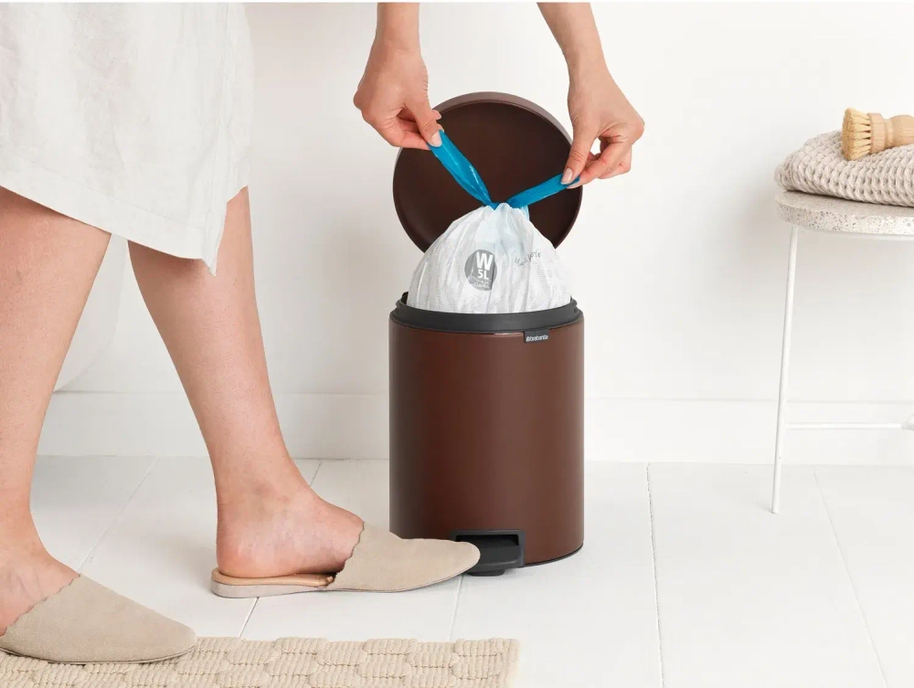 Brabantia Контейнер для мусора NewIcon 5л коричневый