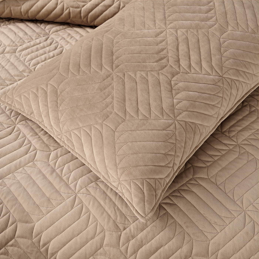 Покрывало 160x220 Sofi De MarkO Армандо светло-бежевое