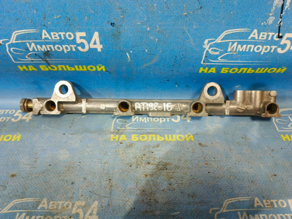 Топливная рейка TOYOTA CARINA 1993