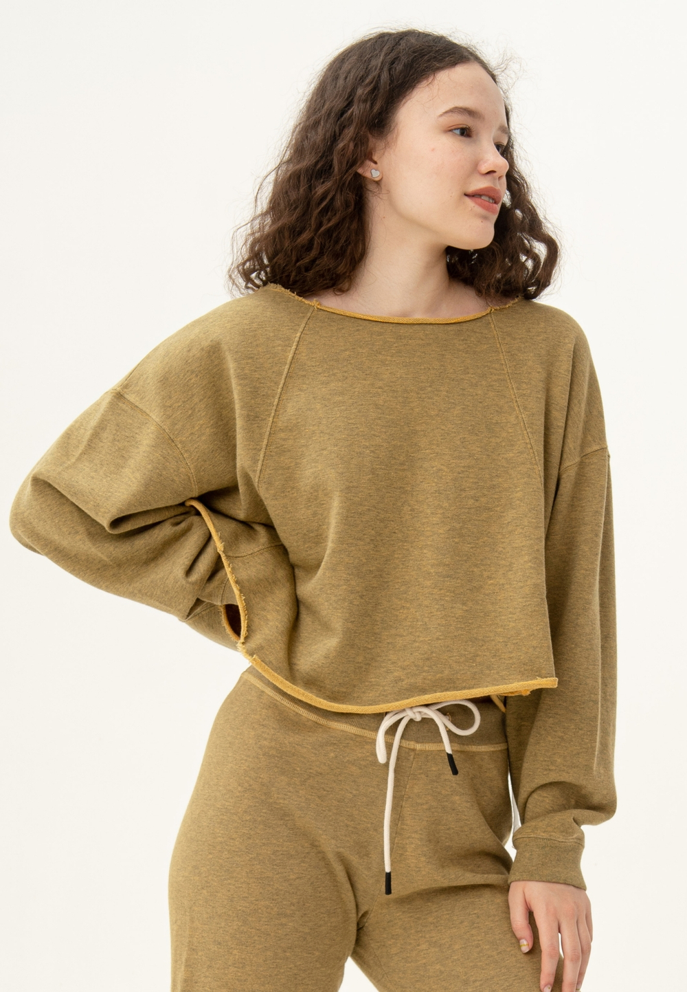 Свитшот оверсайз Bowery NYC Crop Honey