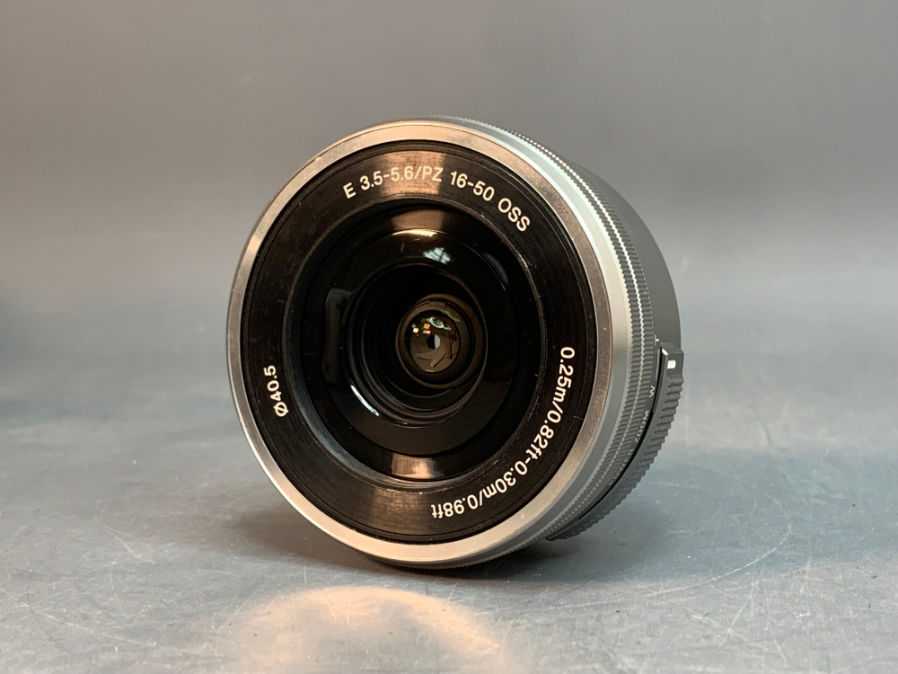 Sony A6000 kit 16-50mm 1.8 OSS 2.670 кадров