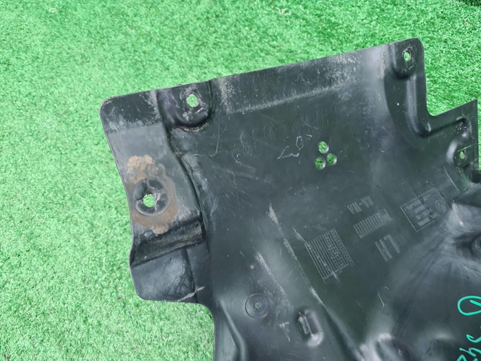 Подкрылок передний левый BMW 5er G30 (2017-2020)