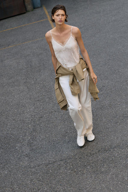 ZARA ТОП В БЕЛЬЕВОМ СТИЛЕ ИЗ ЖАТОЙ ТКАНИ, ЭКРЮ