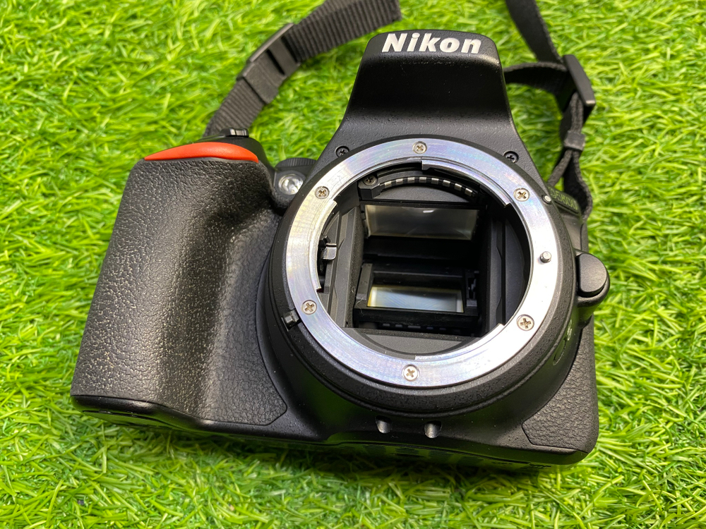 Nikon D5600 kit 18-55mm VR G ll Покупка/Продажа