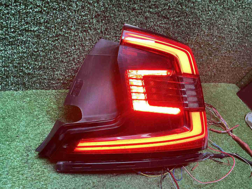 Фонарь правый внешний Volvo S90 2 (2020-2025)