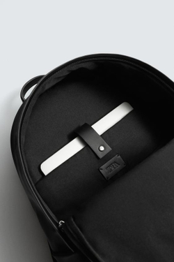 ZARA РЮКЗАК ИЗ ВЫСОКОТЕХНОЛОГИЧНОЙ ТКАНИ, ЧЕРНЫЙ