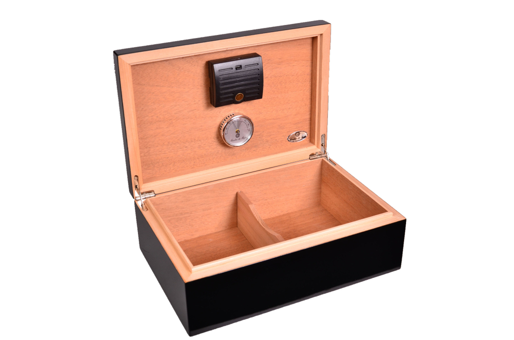 Хьюмидор Mastro de Paja на 40 сигар Сигара