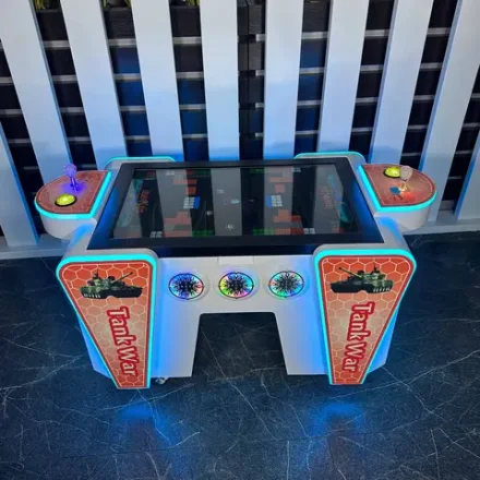 Детский игровой автомат с видеоигрой «Танчики»