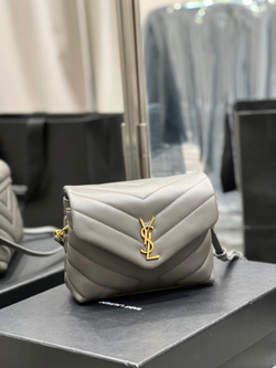 Saint Laurent Loulou 20 cm