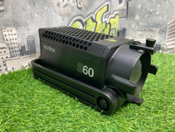 Godox S60