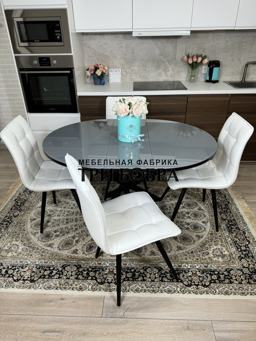 Круглый стеклянный раздвижной стол и стулья "ГУЧИ" белый