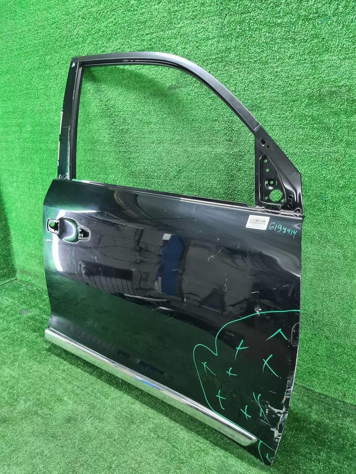 Дверь передняя правая Toyota Land Cruiser 200 (2015-2021)