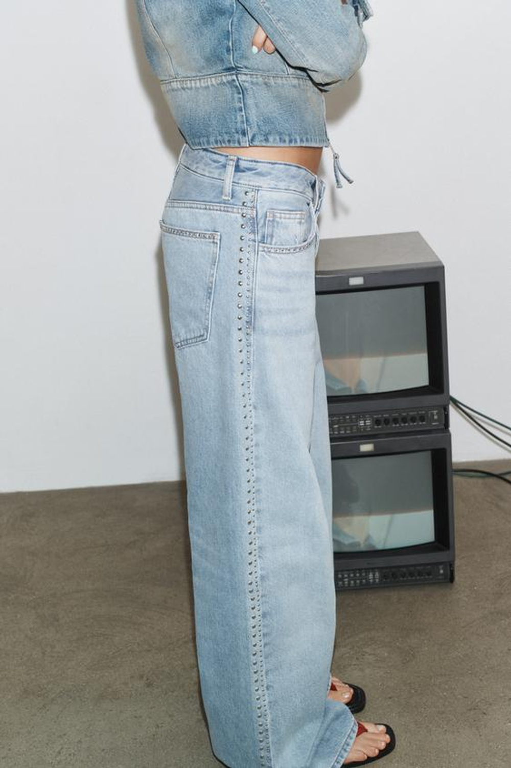 ZARA ДЖИНСЫ TRF EXTRA WIDE-LEG С ЗАКЛЕПКАМИ И ВЫСОКОЙ ПОСАДКОЙ, ГОЛУБОЙ