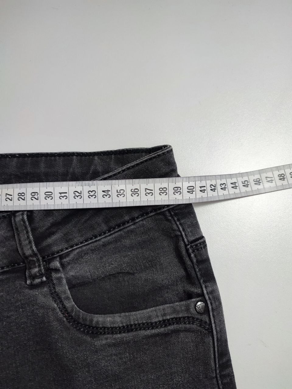 Джинсы Pealtia базовые 46-48 размер