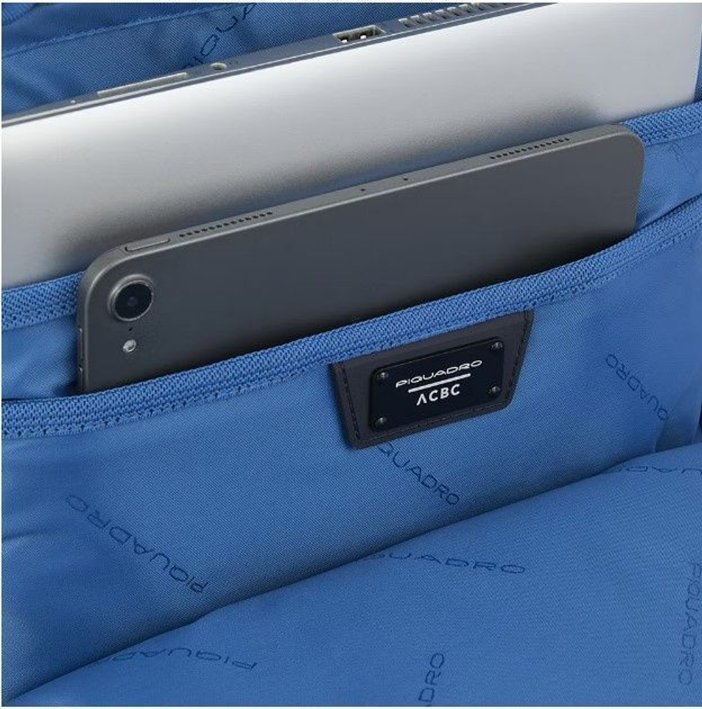 Рюкзак Piquadro Corner 2.0 CA5856C2O/NGR черный/серый нейлон/полиэстер