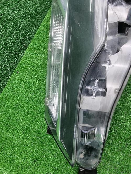 Фара левая Toyota Corolla E160 (2015-2019) LED