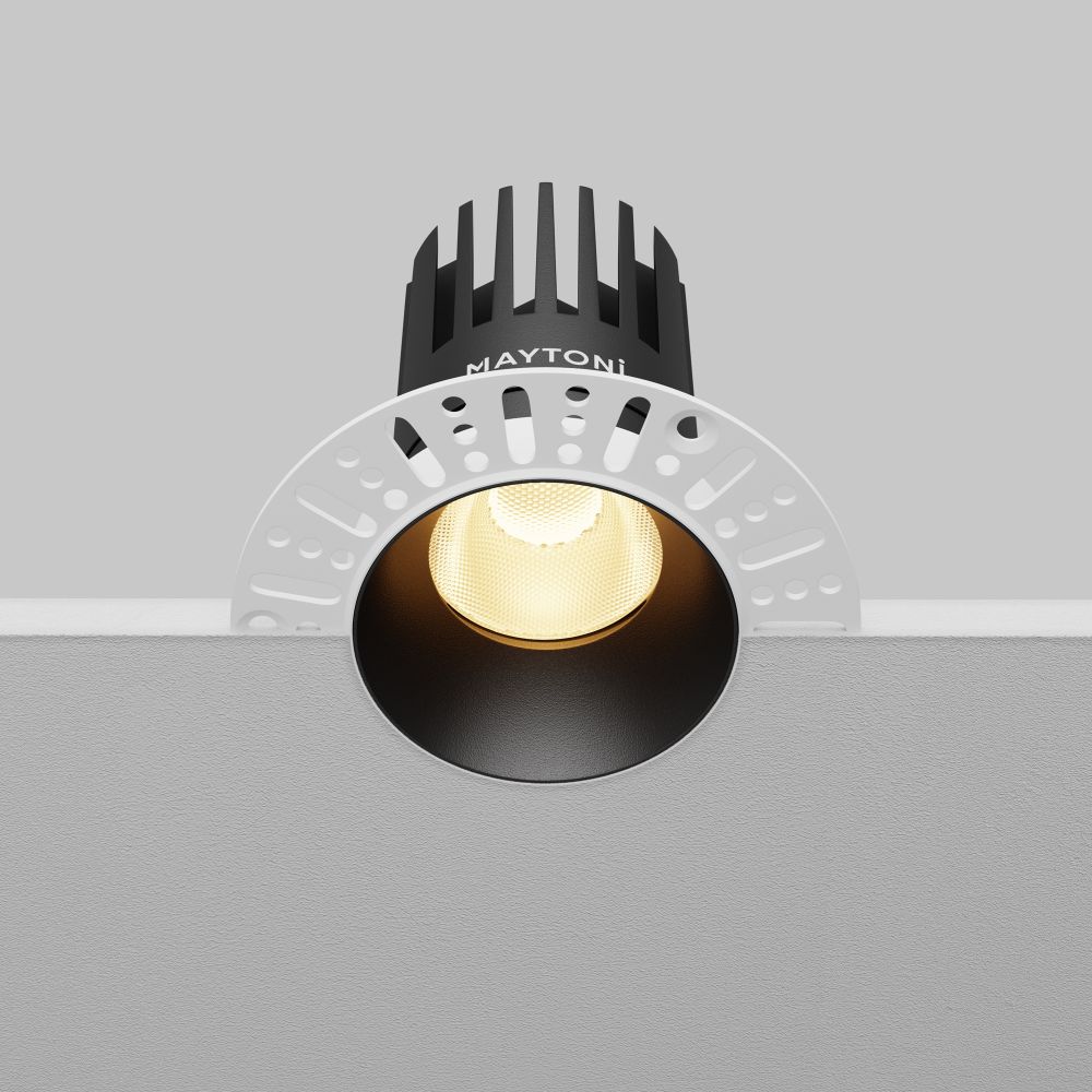 Светильник встраиваемый светодиодный Maytoni   DL121-15W-2.7K-TRS-B