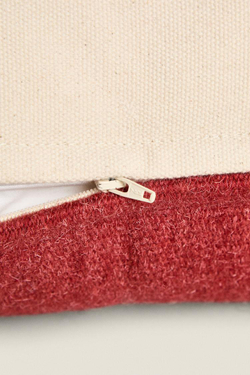 ZARA HOME ЧЕХОЛ ДЛЯ ДЕКОРАТИВНОЙ ПОДУШКИ С КОНТРАСТНЫМ УЗОРОМ, КРАСНЫЙ