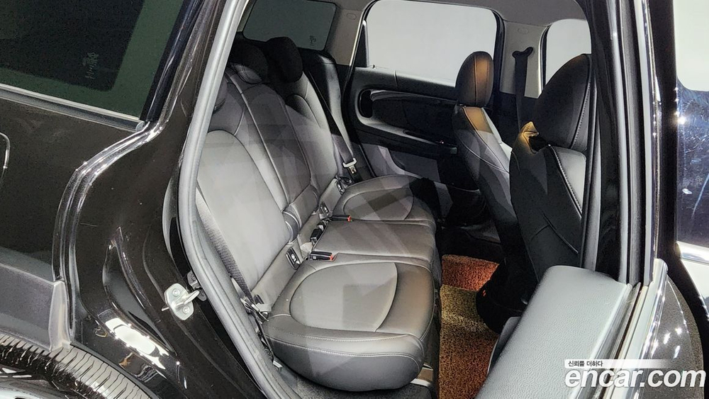 Mini Cooper Countryman Classic (03.2022)
