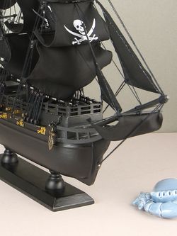 Meteor Lights Модель парусника Черная Жемчужина