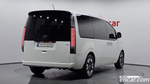 Hyundai Staria 4WD Lounge 7-и местный (01.2022)