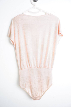 Боди MoreMio нежного цвета, маркировка S, визуально на 44 размер