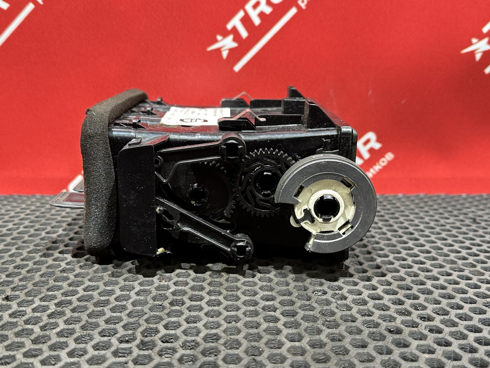 Дефлектор воздушный