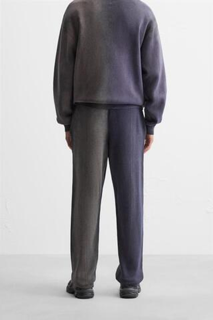 ZARA БРЮКИ-ДЖОГГЕРЫ ИЗ ТКАНИ С ЭФФЕКТОМ ПОТЕРТОСТИ, ЛИЛОВЫЙ