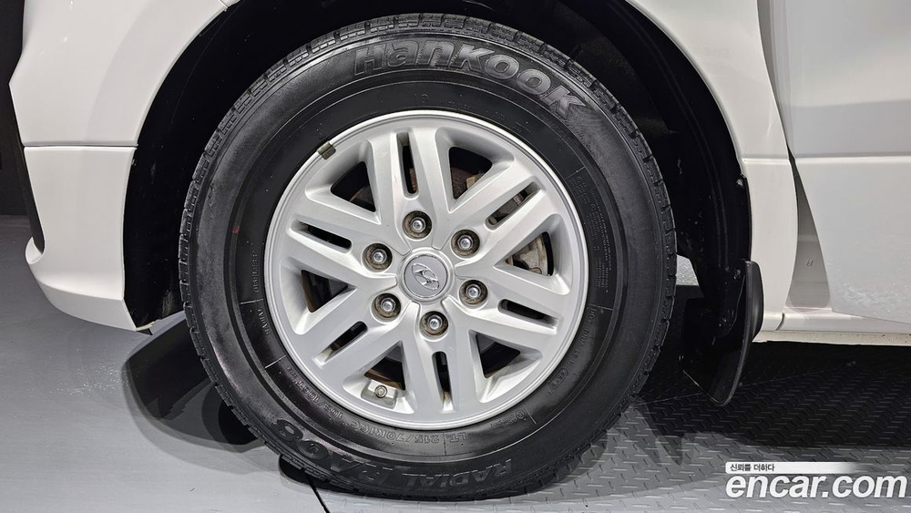 Hyundai The New Grand Starex Van 3-х местный (01.2020)