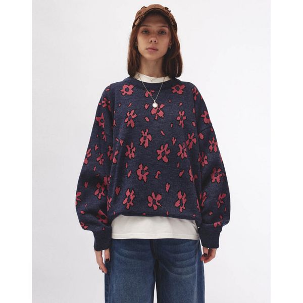 Свитер Цветы синий - фото 2