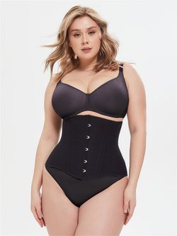 Черный матовый корсет для больших размеров