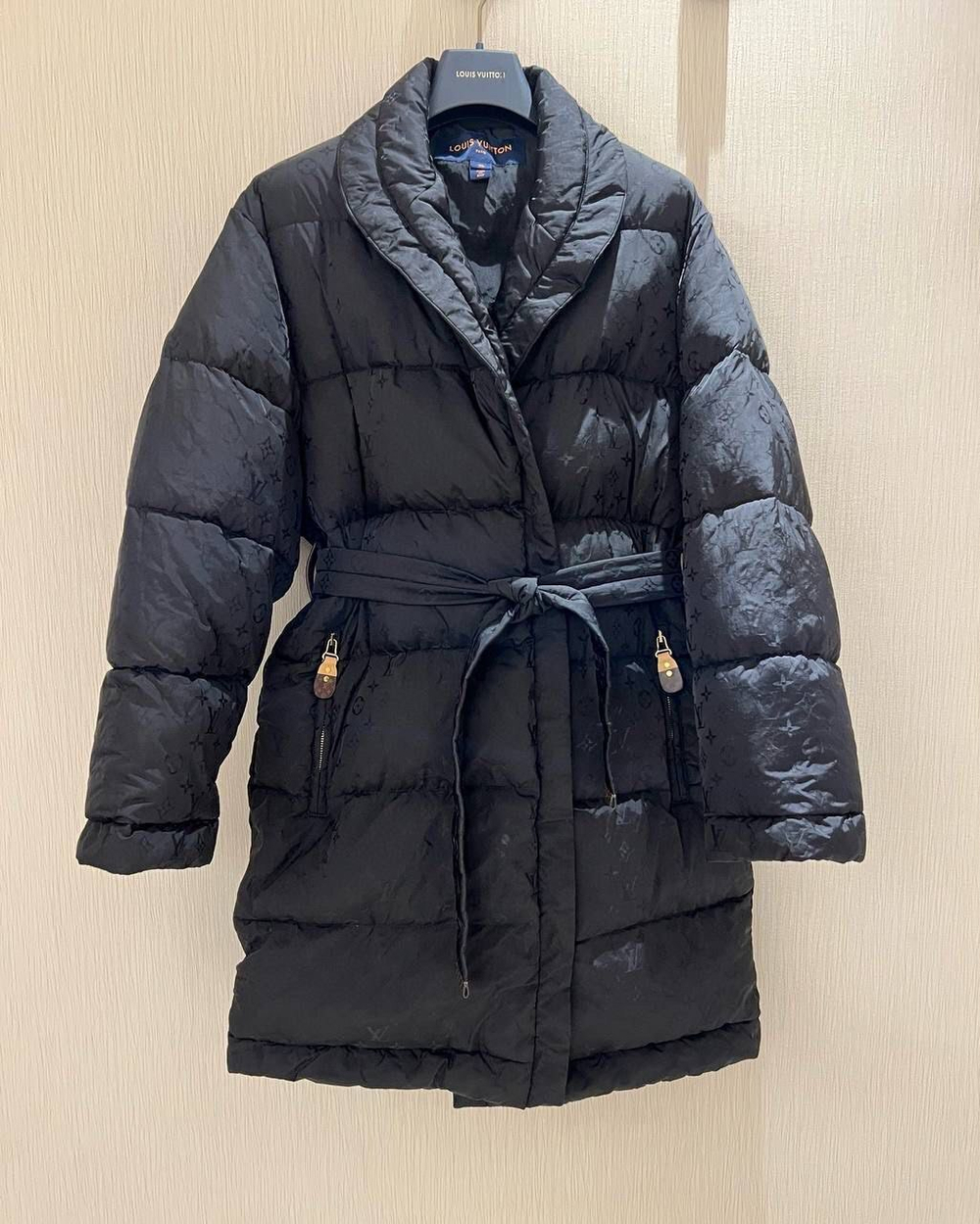 Пуховик Louis Vuitton