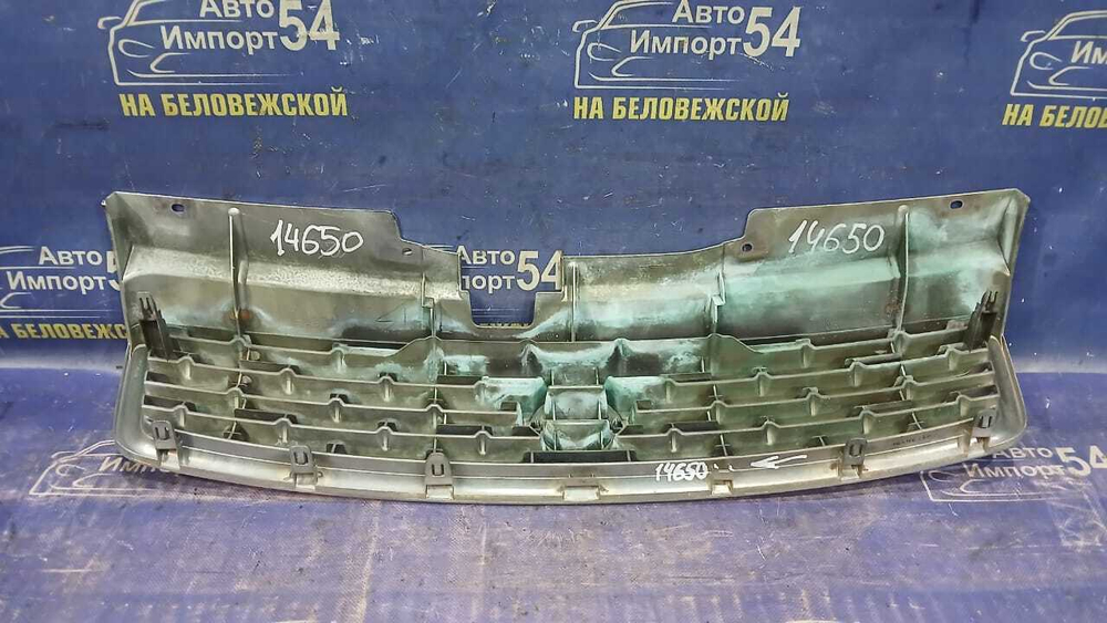 Решетка радиатора NISSAN STAGEA 2004-2007