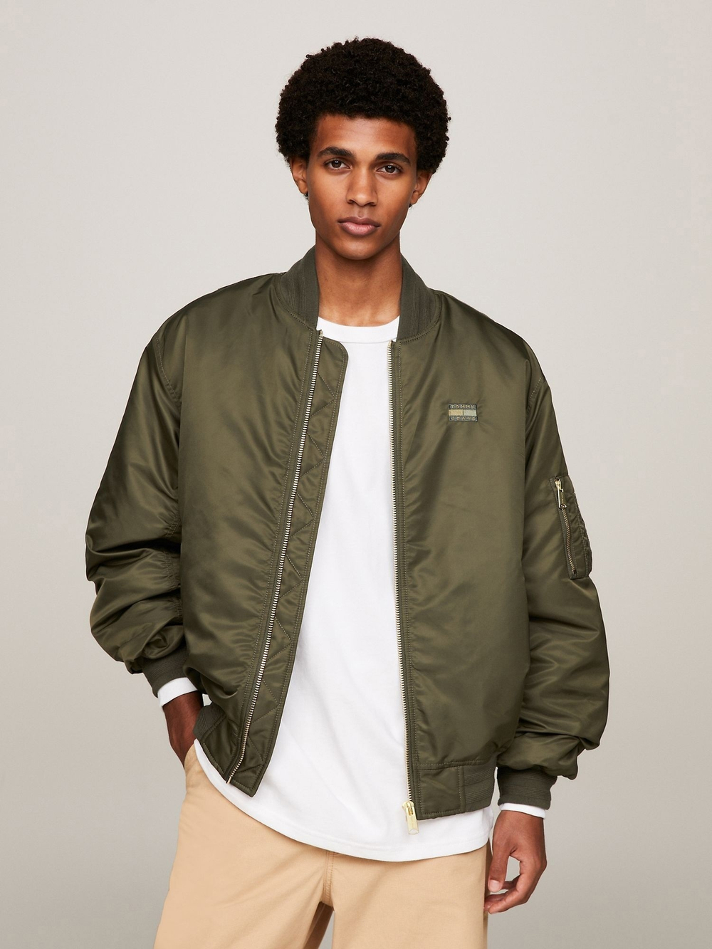 Бомбер Tommy Jeans Relaxed Fit Sateen Drab Olive Green - M