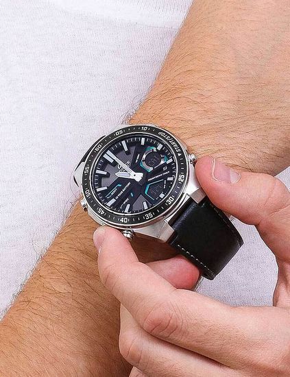 Наручные часы Casio Edifice EFV-C110L-1AVDF