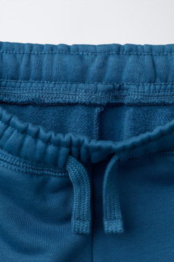 ZARA БРЮКИ-ДЖОГГЕРЫ С НАДПИСЬЮ И ЭТИКЕТКОЙ, ЯРКО-СИНИЙ