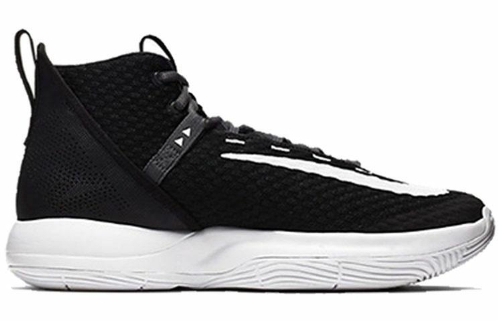 Кроссовки Nike Zoom Rize Zoom