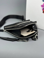 Кожаный чехол для iPhone Prada