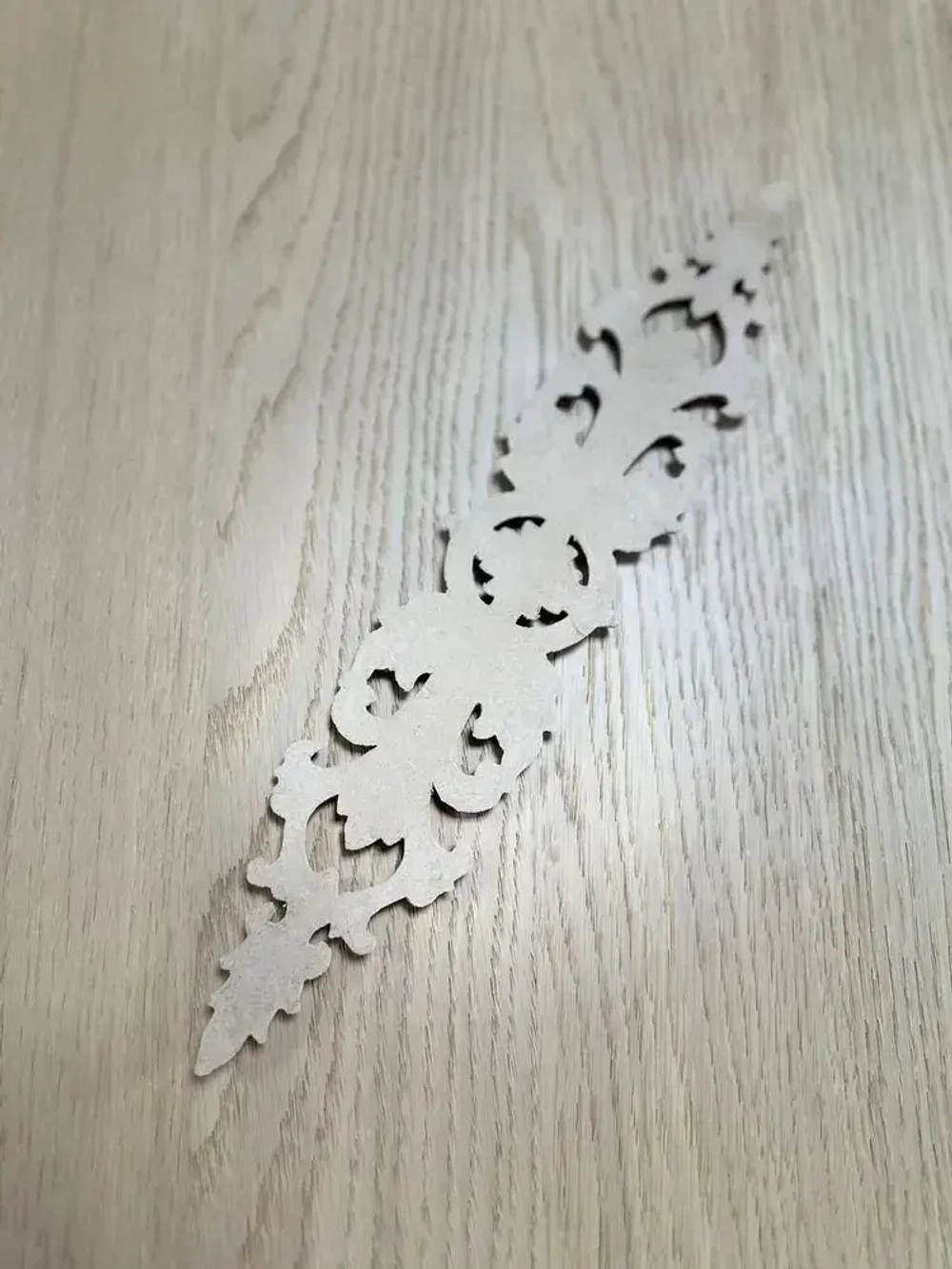 Резной декор 65х330 мм из древесной (комплект из 2 штук)