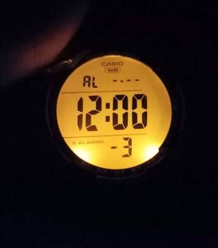 Электронные часы Casio AE-1500WH-1AVDF