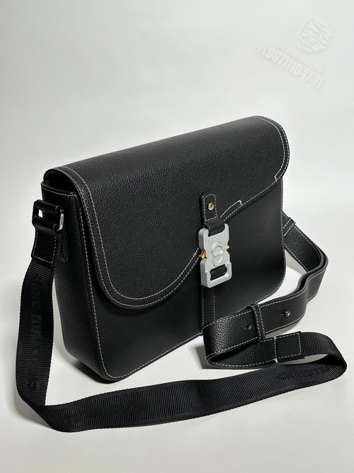 Сумка через плечо Christian Dior Saddle