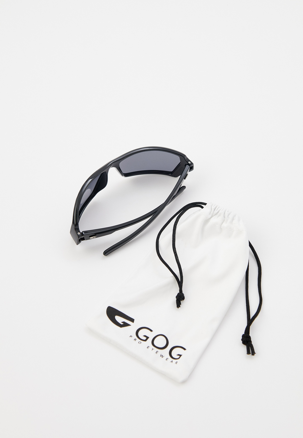 Спортивные очки GOG Mistral / Black / Polarized Smoke Lens