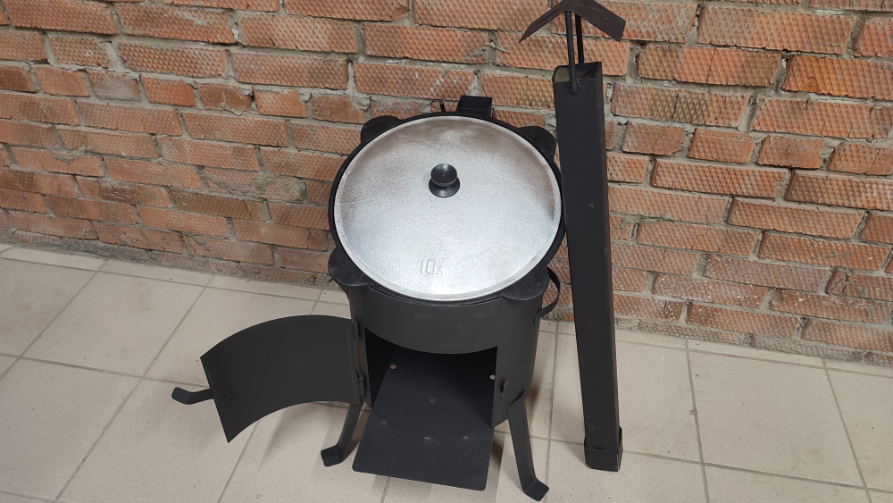 Печь для казана объемом 10 литров с дымоходом