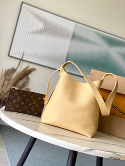 Louis Vuitton Low Key Hobo PM