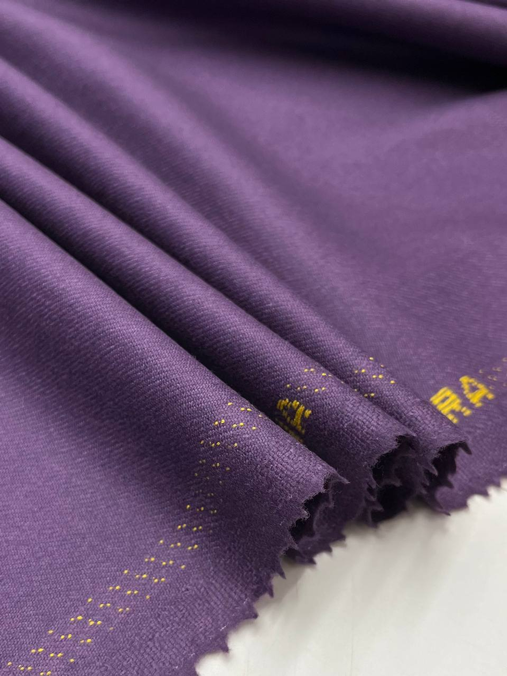 Шерсть мериноса с викуньей костюмно-плательная сиреневая