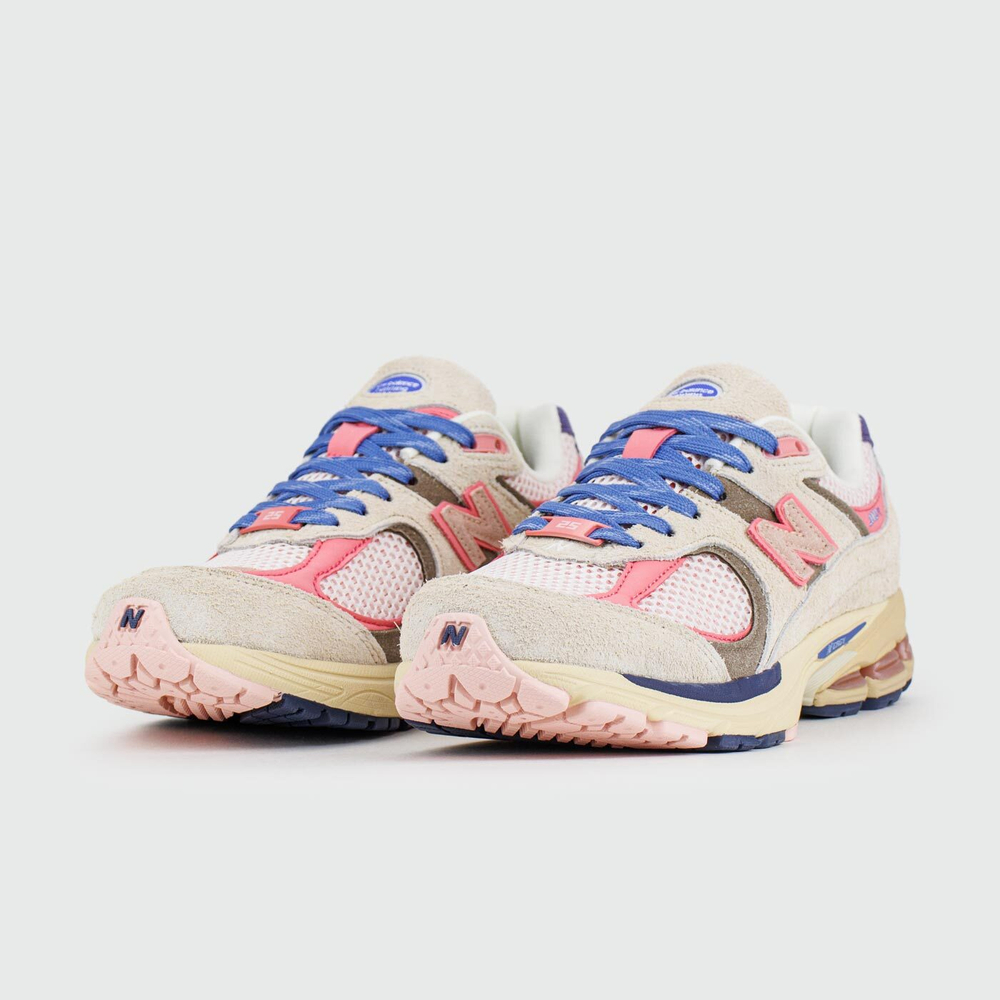 Кроссовки New Balance 2002R Grey / Pink