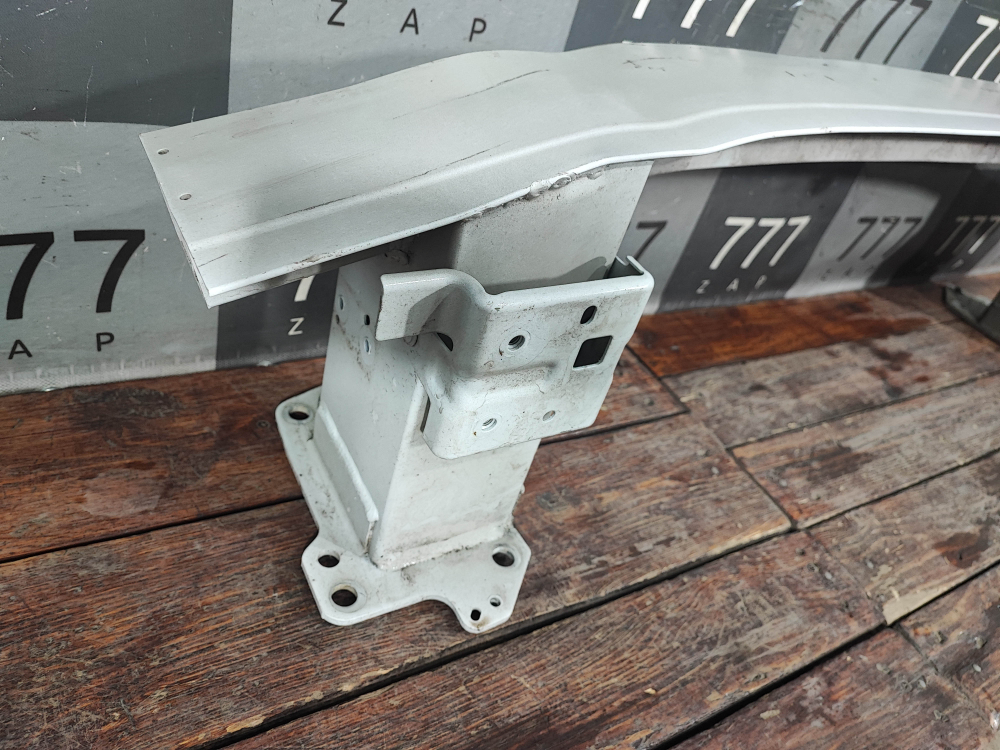 Усилитель переднего бампера Geely Atlas 2 23-нв Б/У Оригинал 5027160100C15